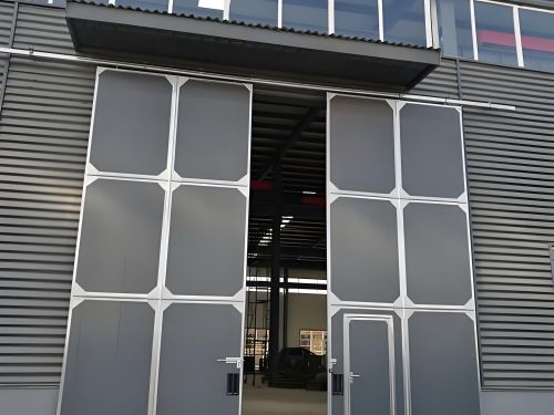 Hangar sliding door